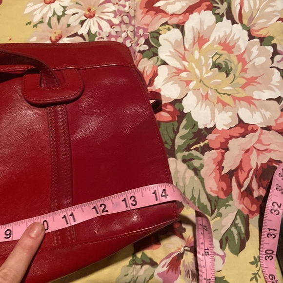 Angelo gorgeous red great quality/condition purse - Picture 11 of 14